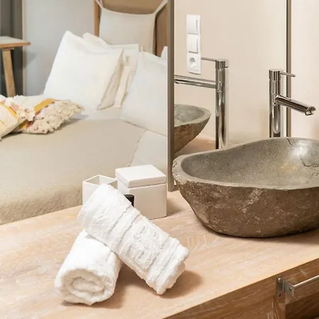 Hotel Kinira * Koinira